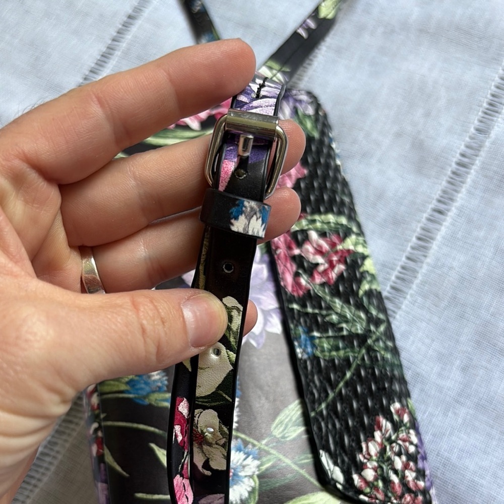 Zara Trafaluc Multicolor Floral Crossbody Bag - Picture 11 of 11